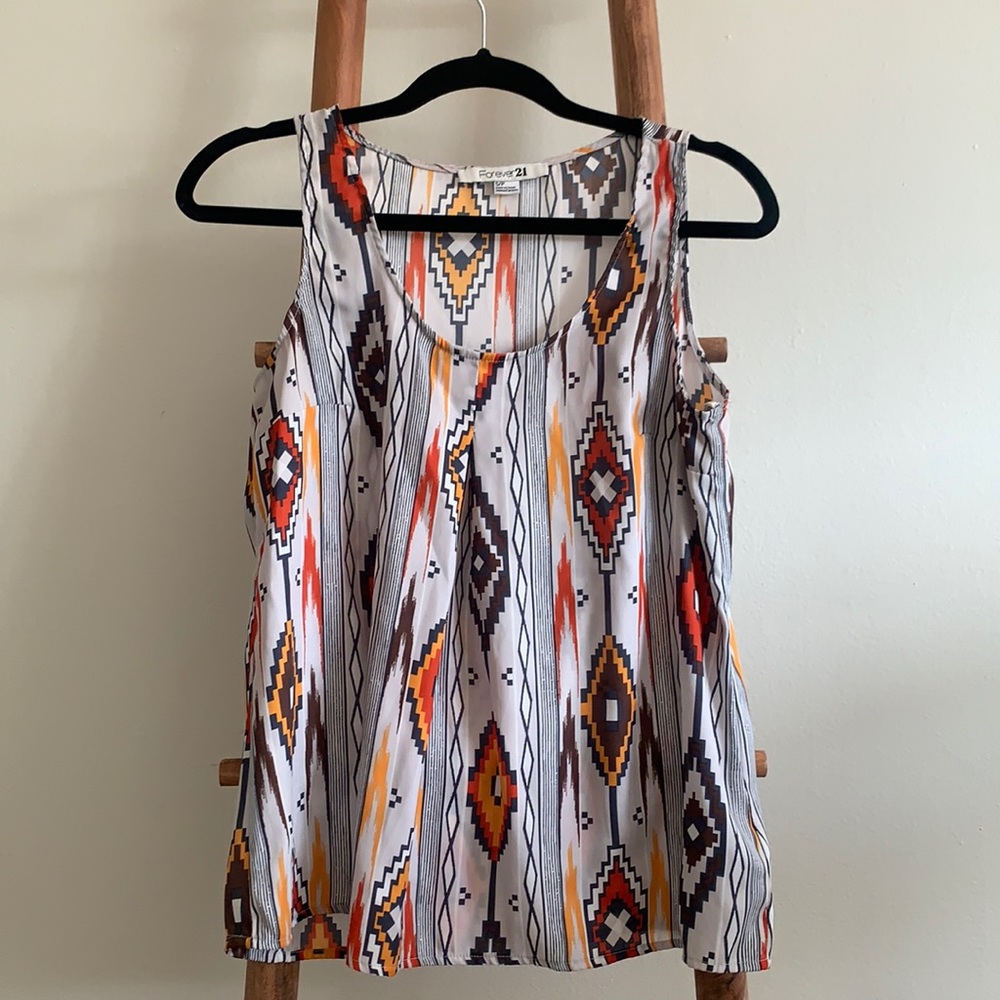Tribal vibrant no sleeve blouse 100% polyester